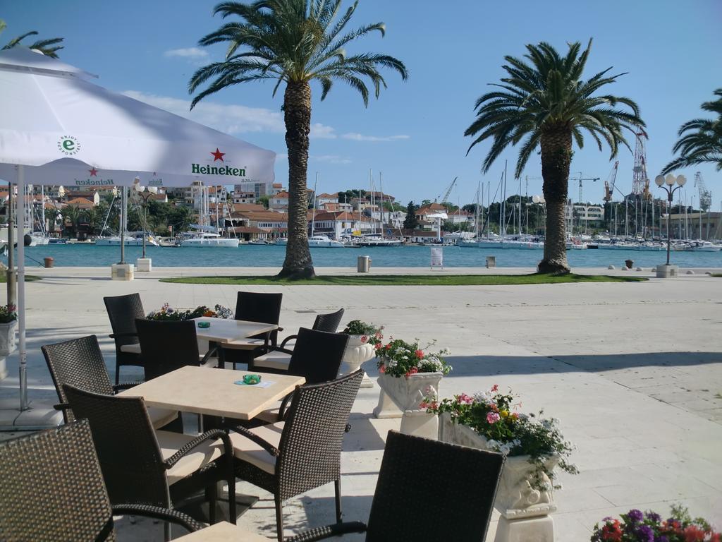 Apartments Mirjana Trogir Kültér fotó