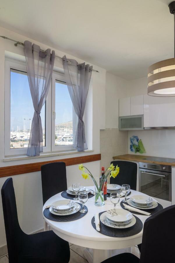 Apartments Mirjana Trogir Kültér fotó