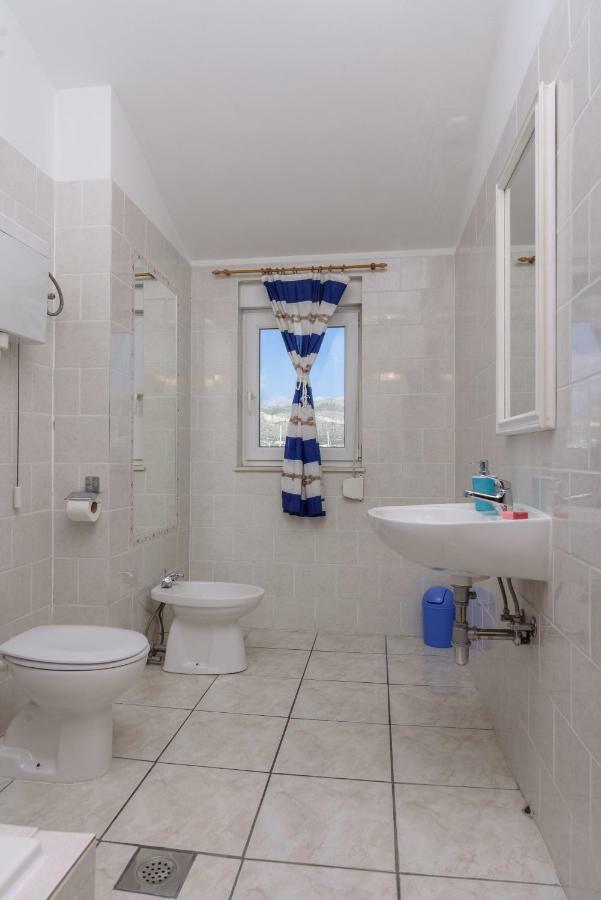 Apartments Mirjana Trogir Kültér fotó