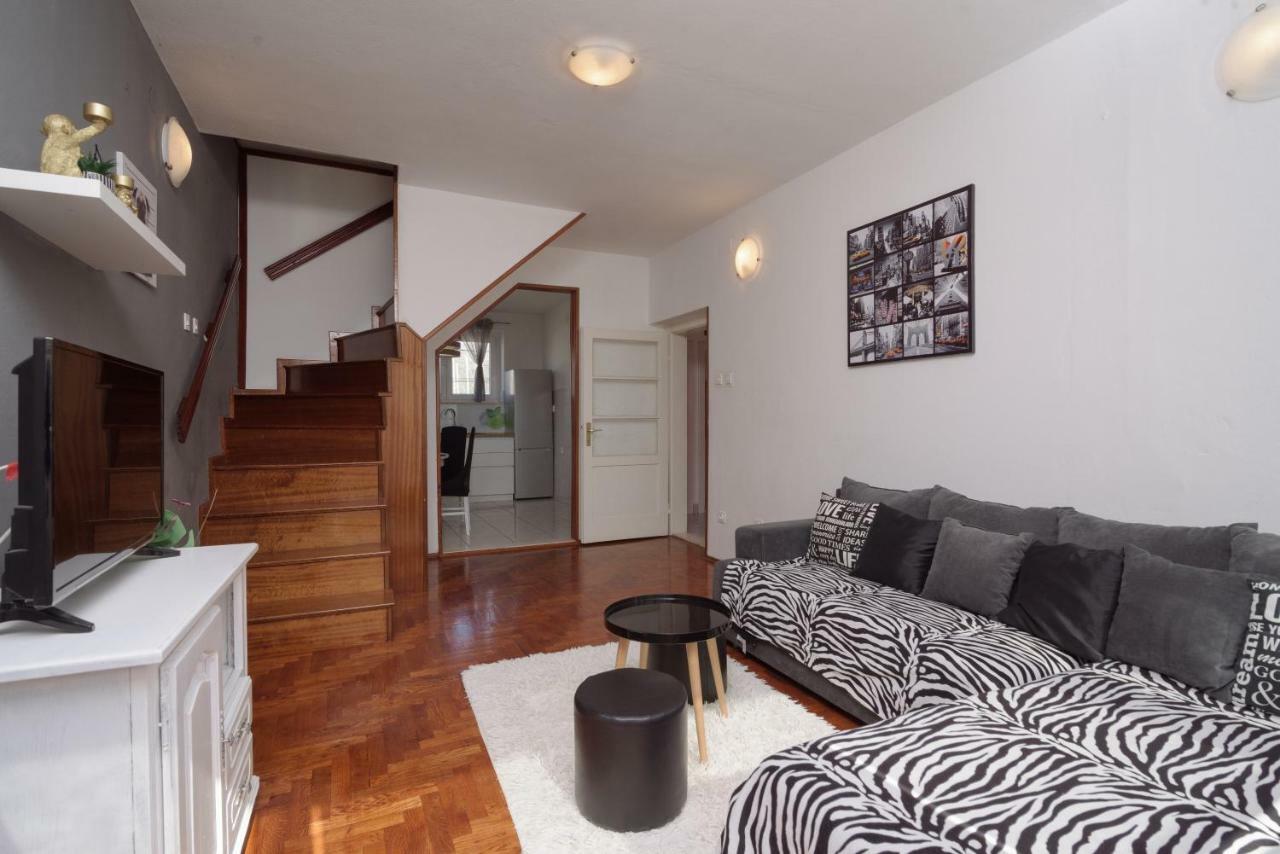 Apartments Mirjana Trogir Kültér fotó